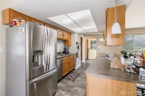 Kitchen - 2386 E Rahn Rd, Dayton, OH 45440 photo 3 of 3