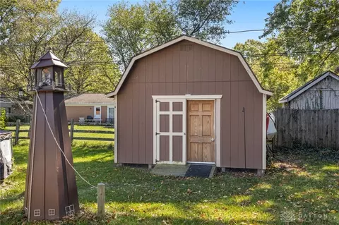 Exterior - 2386 E Rahn Rd, Dayton, OH 45440 photo 6 of 6