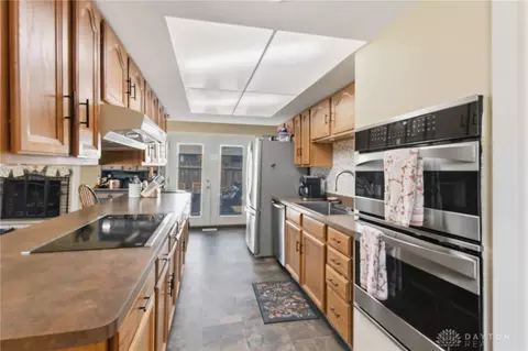 Kitchen - 2386 E Rahn Rd, Dayton, OH 45440 photo 2 of 3