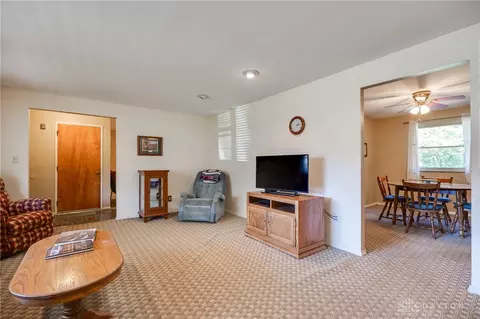 Living - 1049 Georgian Dr, Dayton, OH 45429 photo 2 of 3