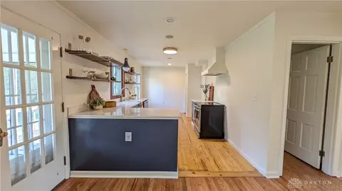Kitchen - 1125 Laurelwood Rd, Kettering, OH 45409 photo 5 of 6
