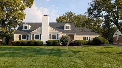 1125 Laurelwood Rd, Kettering, OH 45409