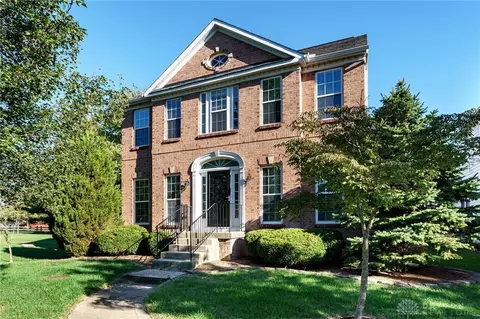 9747 Cobblewood Ct, Dayton, OH 45458