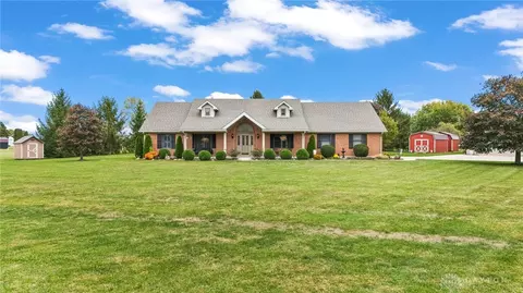 12490 Stafford Rd, New Carlisle, OH 45344