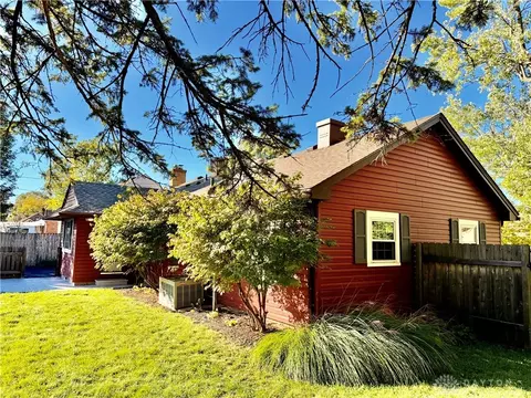 Exterior - 604 Schuyler Dr, Kettering, OH 45429 photo 5 of 6
