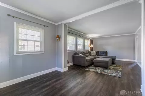 Living - 604 Schuyler Dr, Kettering, OH 45429 photo 3 of 3