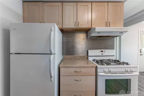 Kitchen - 604 Schuyler Dr, Kettering, OH 45429 photo 4 of 4