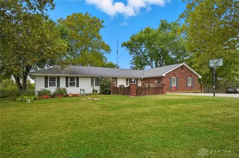 8375 Peters Pike, Dayton, OH 45414