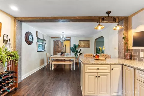 Dining - 775 S Main St, Springboro, OH 45066 photo 5 of 5