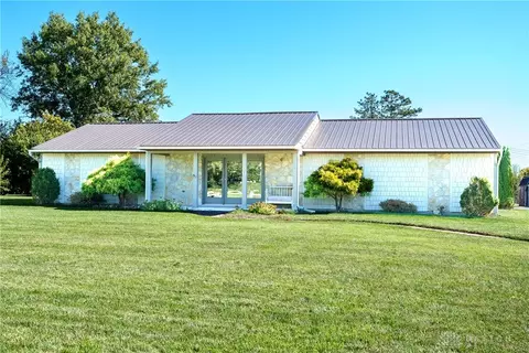 60 Ellis Dr, Waynesville, OH 45068