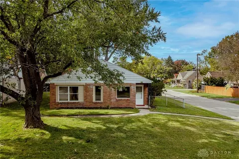 Exterior - 2601 Oakley Ave, Kettering, OH 45419 photo 12 of 14