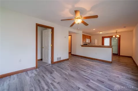 Living - 2601 Oakley Ave, Kettering, OH 45419 photo 5 of 7