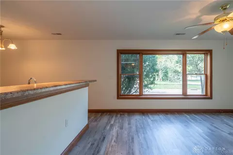Living - 2601 Oakley Ave, Kettering, OH 45419 photo 7 of 7