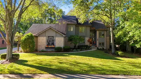 1009 Highpoint Dr, Springboro, OH 45066