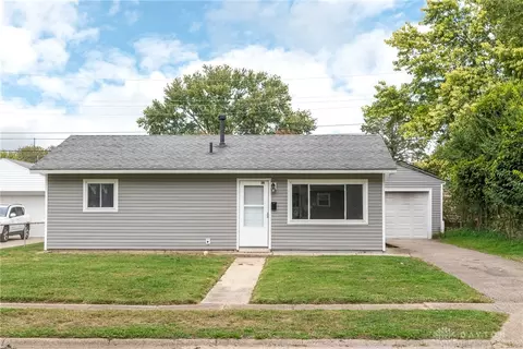 912 Omard Dr, Xenia, OH 45385