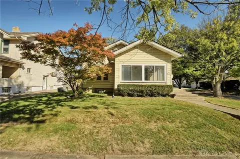 355 Hadley Ave, Oakwood, OH 45419