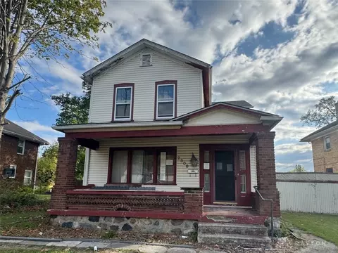 2808 N Main St, Dayton, OH 45405