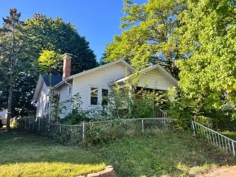 124 Knecht Dr, Dayton, OH 45405
