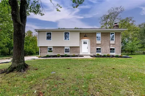 7859 Kingsgate Way, West Chester, OH 45069