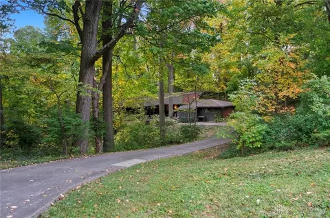 440 N Broadmoor Blvd, Springfield, OH 45504