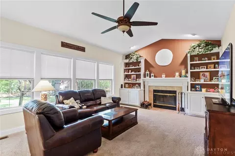 916 Sawmill Ct, Springfield, OH 45503 photo 24