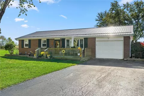 916 Staunton Jasper Rd, Washington Court House, OH 43160