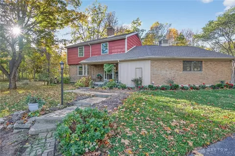 5940 Horseshoe Bend Rd, Ludlow Falls, OH 45339