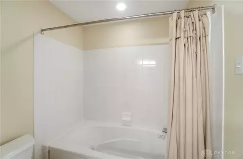 Bath - 7395 Cades Cv, Centerville, OH 45459 photo 8 of 9