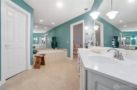 Bath - 7395 Cades Cv, Centerville, OH 45459 photo 3 of 9