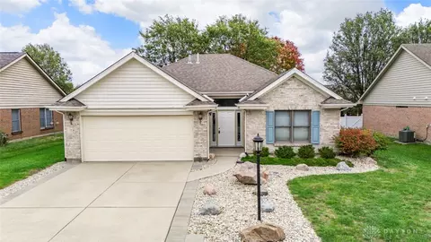 9528 Summer Wind Trl, Miamisburg, OH 45342
