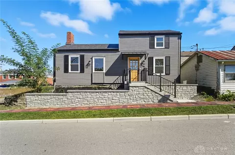 10 N Sycamore St, Lebanon, OH 45036
