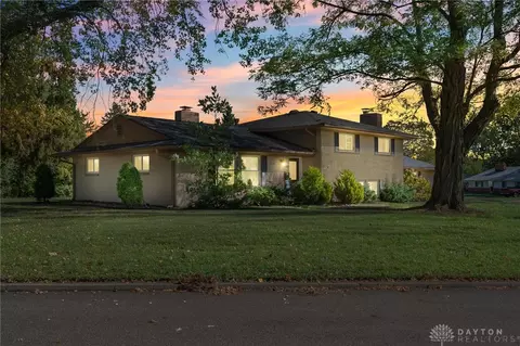 501 Judith Dr, Kettering, OH 45429