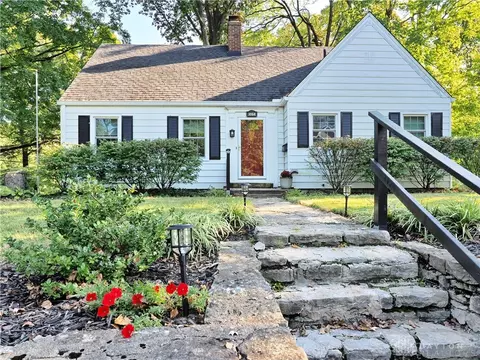 1554 Crescent Blvd, Dayton, OH 45409