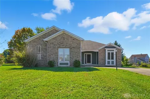 6895 Dutchland Blvd, Liberty Township, OH 45044