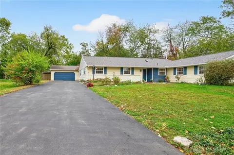 210 Anton Ct, Centerville, OH 45458