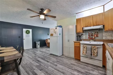 Kitchen - 111 Moore Dr, Franklin, OH 45005 photo 3 of 3