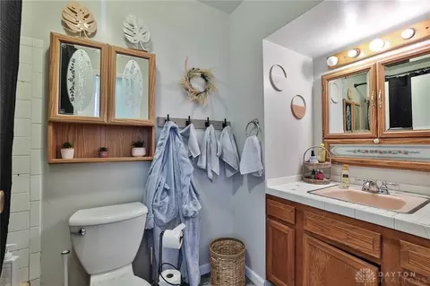 Bath - 111 Moore Dr, Franklin, OH 45005 photo 1 of 1