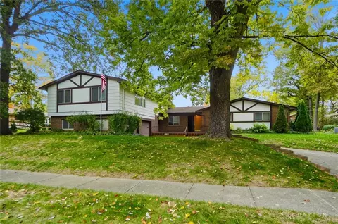 4708 Elzo Ln, Kettering, OH 45440