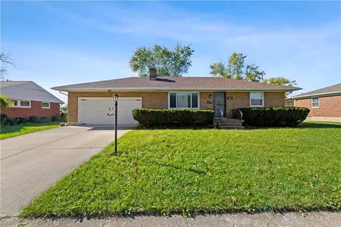 552 N Tionda Dr, Vandalia, OH 45377