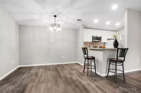 Dining - 6650 Wareham Ct #5, Centerville, OH 45459 photo 1 of 1