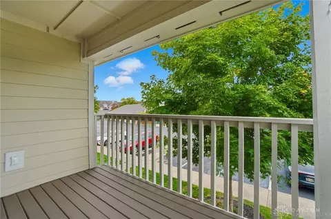 Exterior - 6650 Wareham Ct #5, Centerville, OH 45459 photo 5 of 8