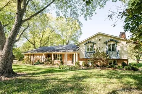8311 National Rd, Brookville, OH 45309