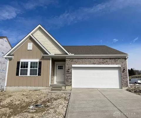 120 Magnolia Ln, Springboro, OH 45066