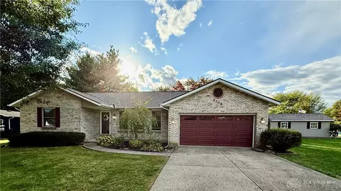 4206 N Lakeshore Dr, Jamestown, OH 45335