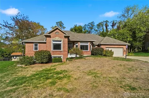 234 Amber Dr, Dayton, OH 45458
