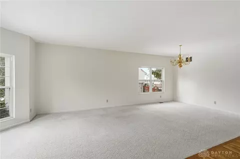Living - 640 Springmill Dr, Springboro, OH 45066 photo 2 of 10