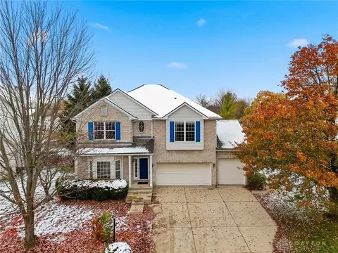 640 Springmill Dr, Springboro, OH 45066