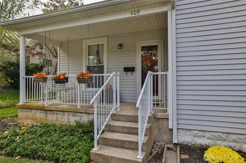 409 N Broadway St, Blanchester, OH 45107 photo 4