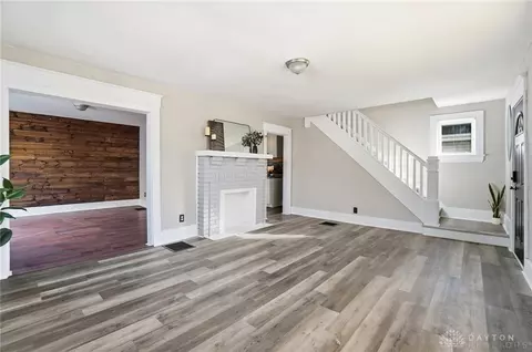 Living - 130 Wilson, Springfield, OH 45505 photo 8 of 11