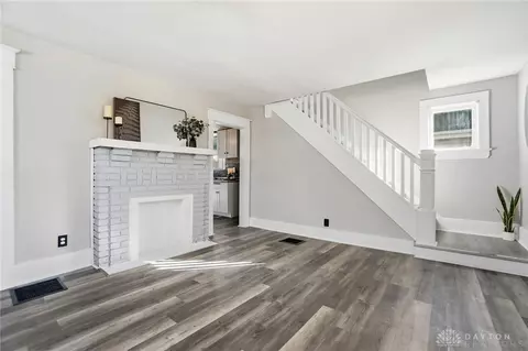 Living - 130 Wilson, Springfield, OH 45505 photo 7 of 11